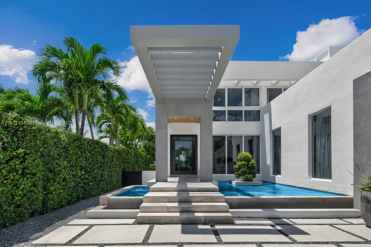 Image: Former Michigan Wolverine basketball player’s former Miami Beach mansion is up for sale