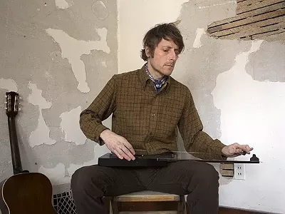 Image: Gories founder Danny Kroha plays free lunchtime set in Dearborn