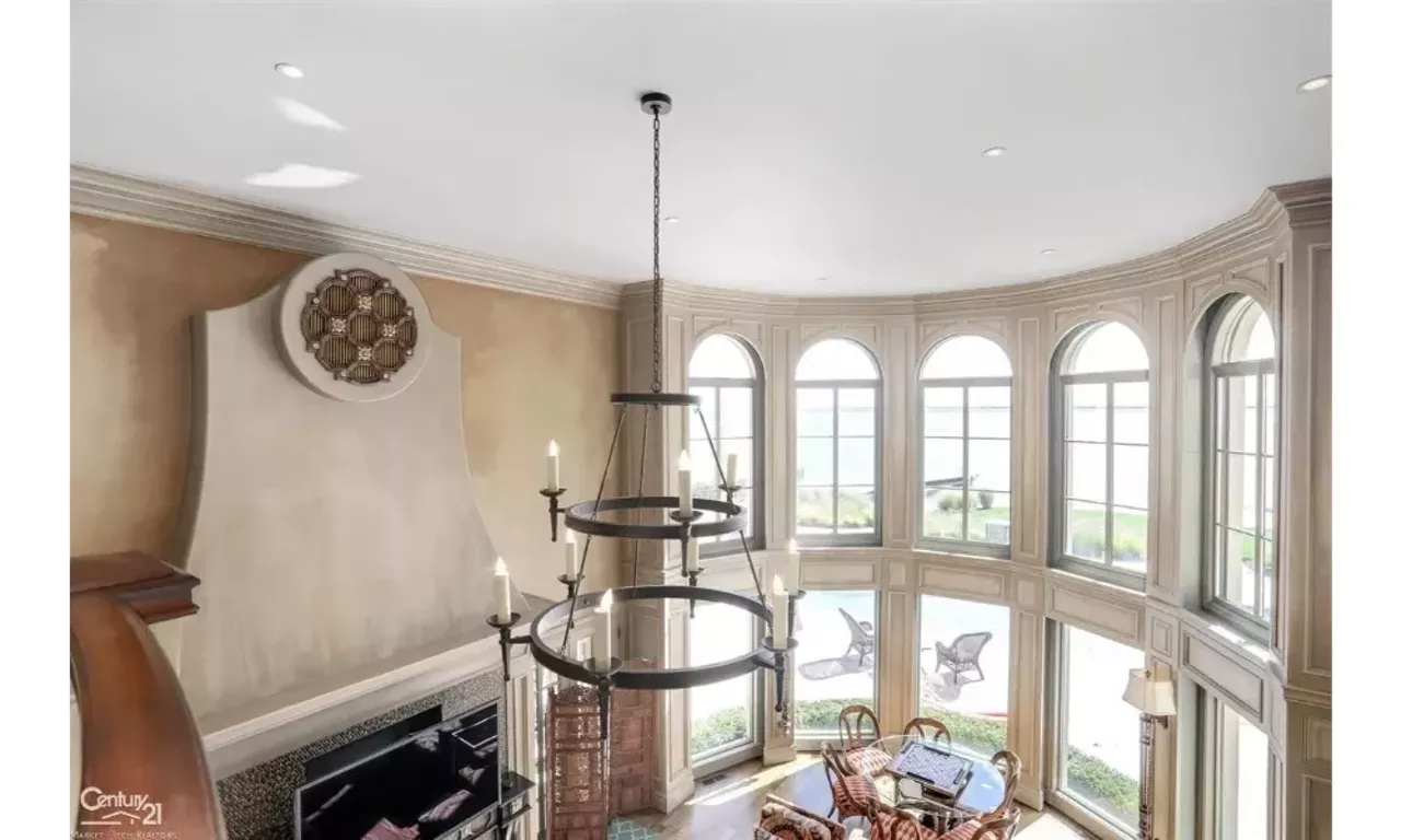 Grosse Pointe Park mansion