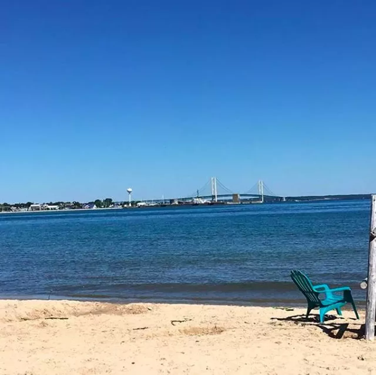 Tee Pee Campground Mackinaw City, MI This privately owned campground overlooks the Mackinaw Bridge, Straits of Mackinaw and much more. Not to mention, you are only a boat ride away from Mackinaw Island and minutes away from Mackinaw City. This campground is central to many attractions, but still offers beachfront views of one of the treasures of Michigan. Photo via IG user @dingbatjanet