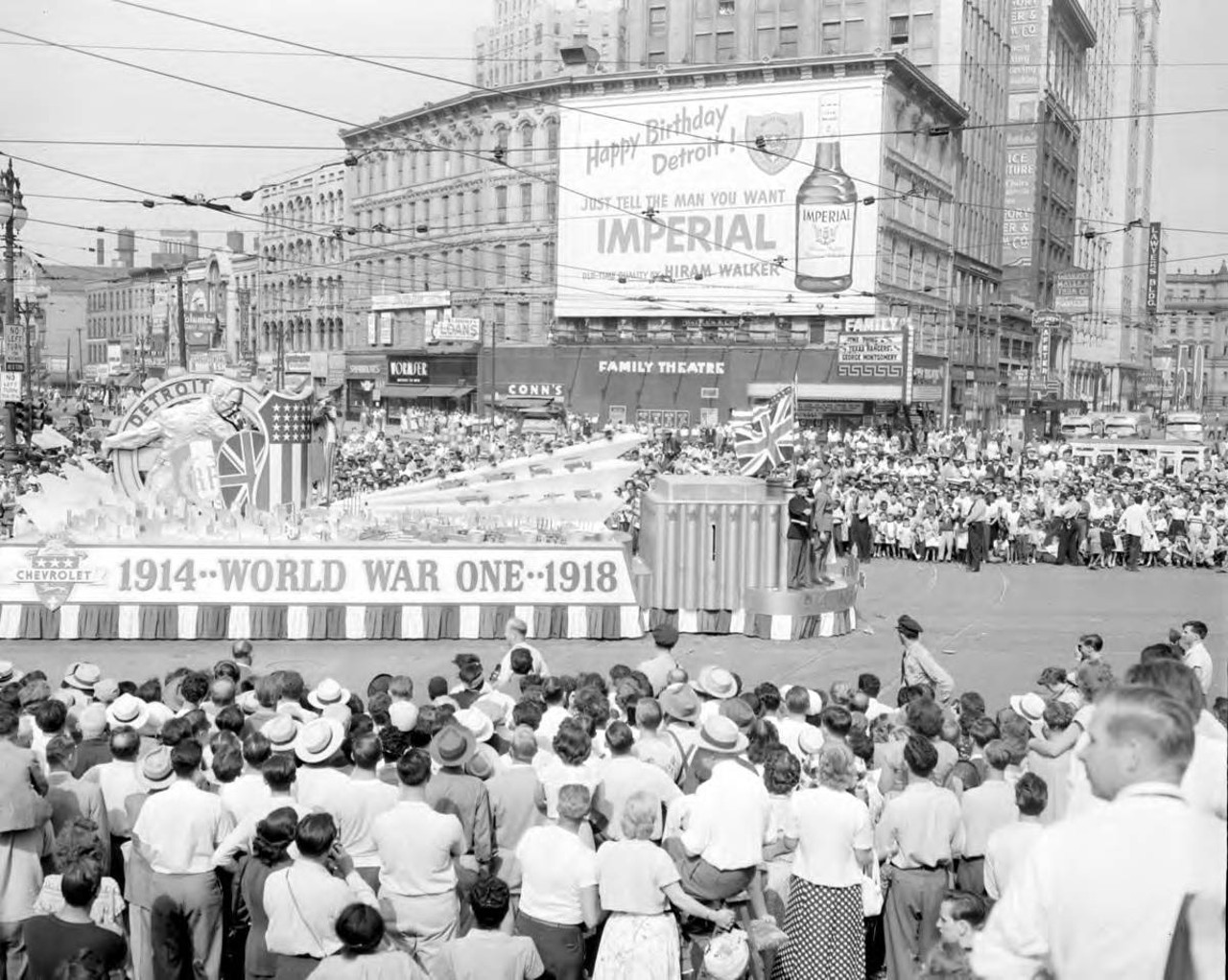 Historic photos from Detroit’s 250th birthday celebration in 1951