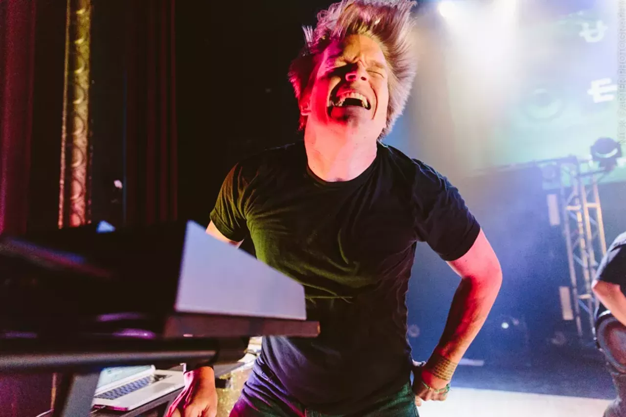 Image: Holy photos! 51 shots from Underoath at ROMT