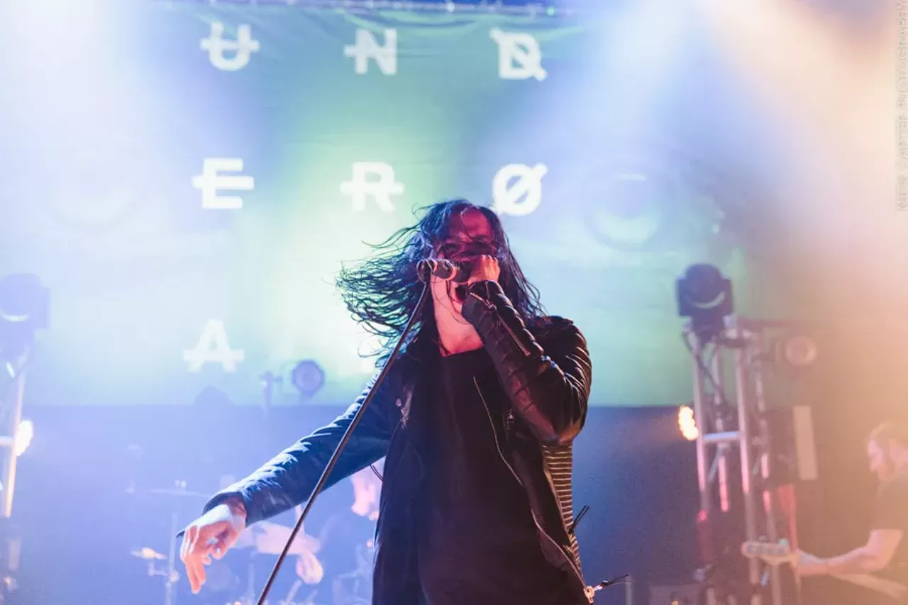 Image: Holy photos! 51 shots from Underoath at ROMT