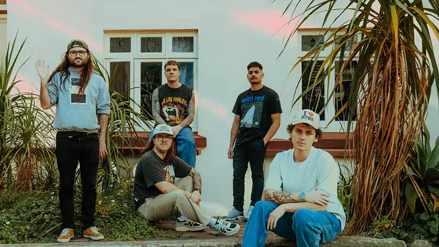 Image: Hot Mulligan
