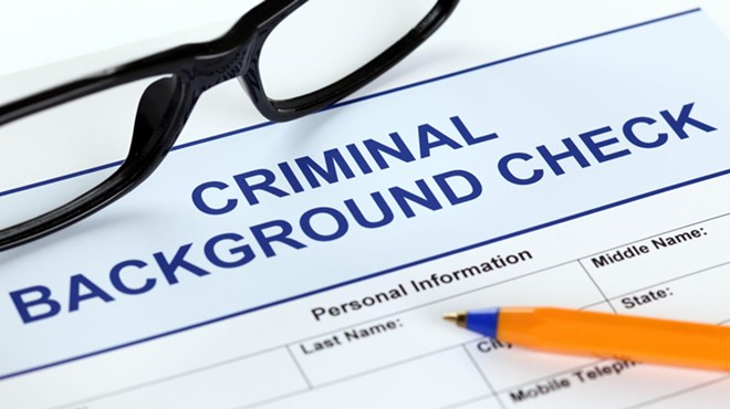 How to do a Criminal Background Check on Your Online Dates (Complete Guide)