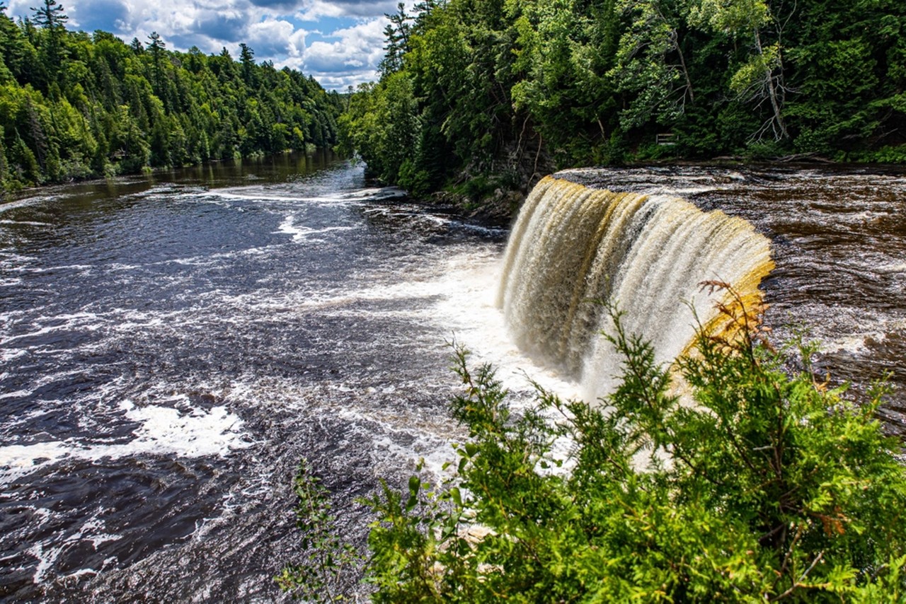 Tahquamenon Falls
Michigan’s most majestic waterfalls are a quintessential spot for any U.P. trip.