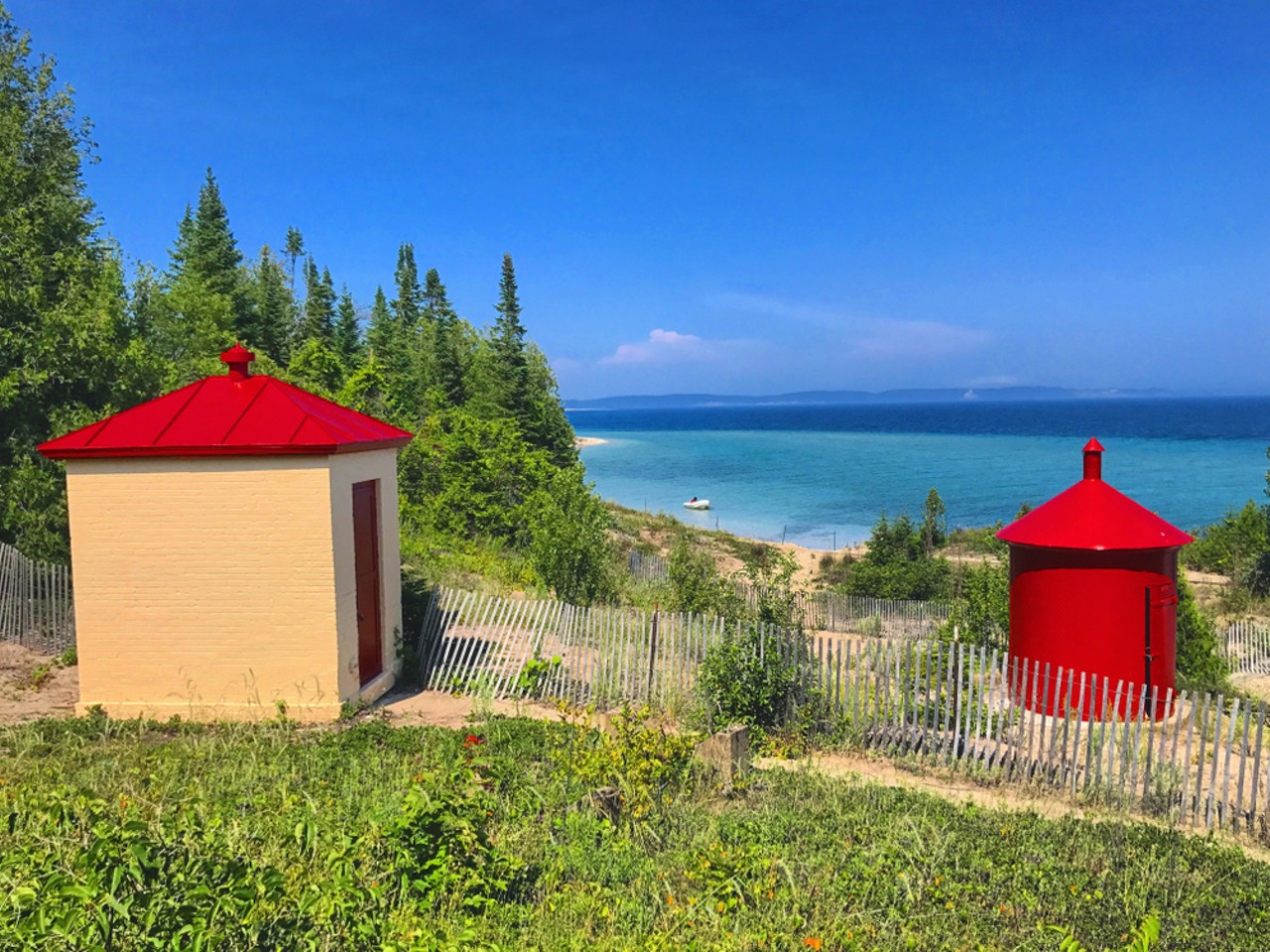 North Manitou Island
To withdraw from humanity there’s the remote North Manitou Island off Lake Michigan. This uninhabited island has been left to nature and has 15,000 acres of wilderness. There are no shops or restaurants so be sure to bring food, especially for the munchies. Pitch a tent, turn your phone off, and enjoy.