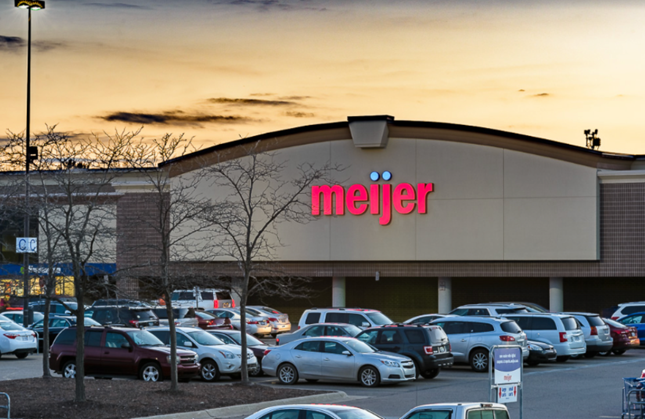 Meijer
meijer.com
Founded in Greenville in 1934, Meijer pioneered the supercenter concept, offering groceries, clothing, and more under one roof. The family-owned chain now operates over 240 stores across the Midwest.