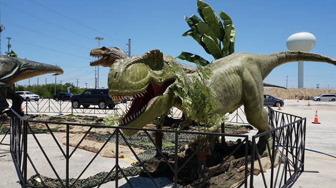 If animatronic dinos are your kink, there's a drive-thru dinosaur safari coming to metro Detroit