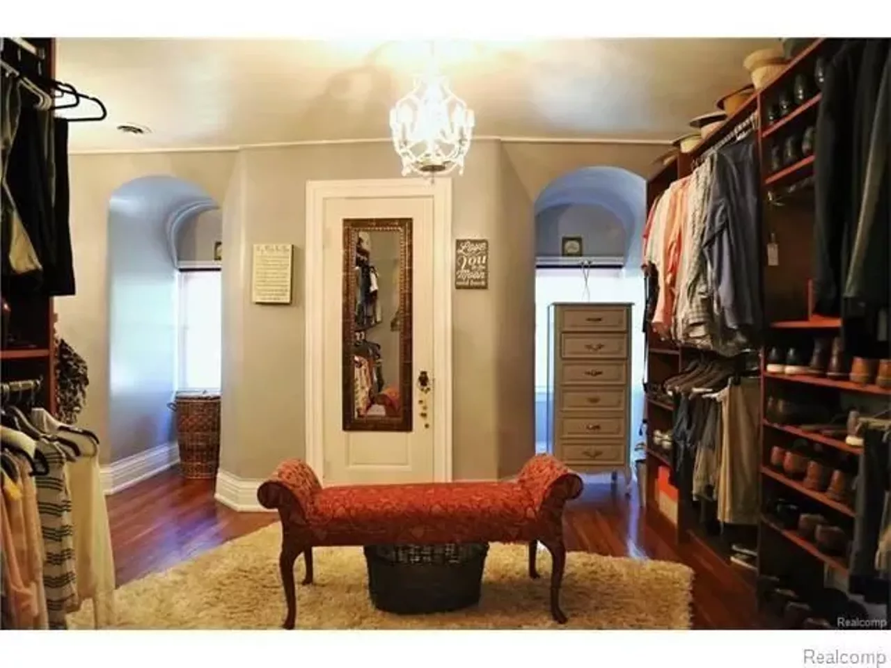  1005 Iroquois St Asking price: $659,900 5 beds | 3 full baths, 1 half bath Man they don&#146;t make &#145;em like this anymore. Built in 1899, this sprawling estate has all kinds of shit you actually don&#146;t find in news homes, think carriage houses and butlers quarters.