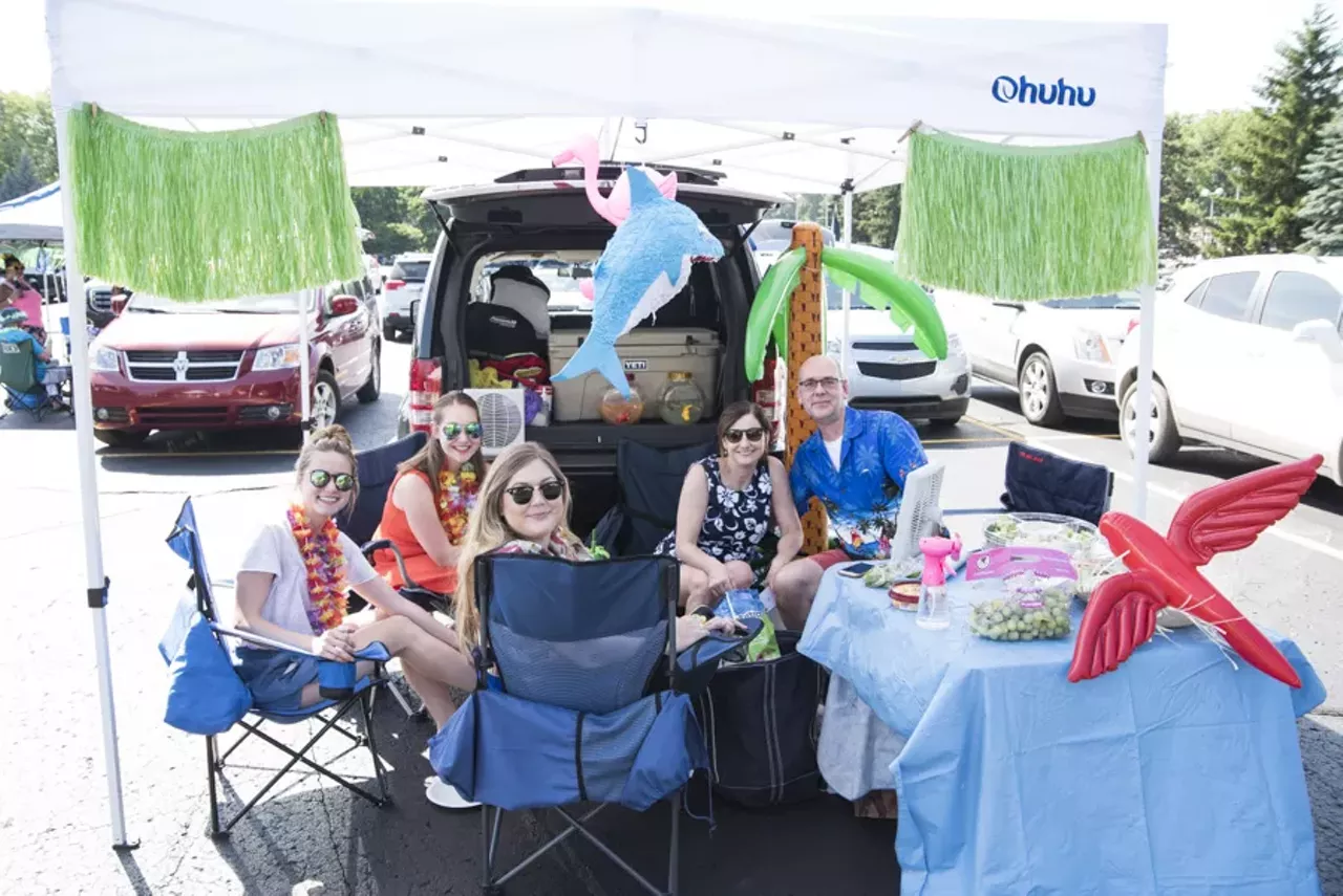Image: It was a Parrothead Paradise: Jimmy Buffett at DTE Energy Music Theatre