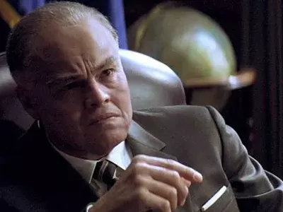 Leonardo DiCaprio in J. Edgar-face: Cheap emptiness.