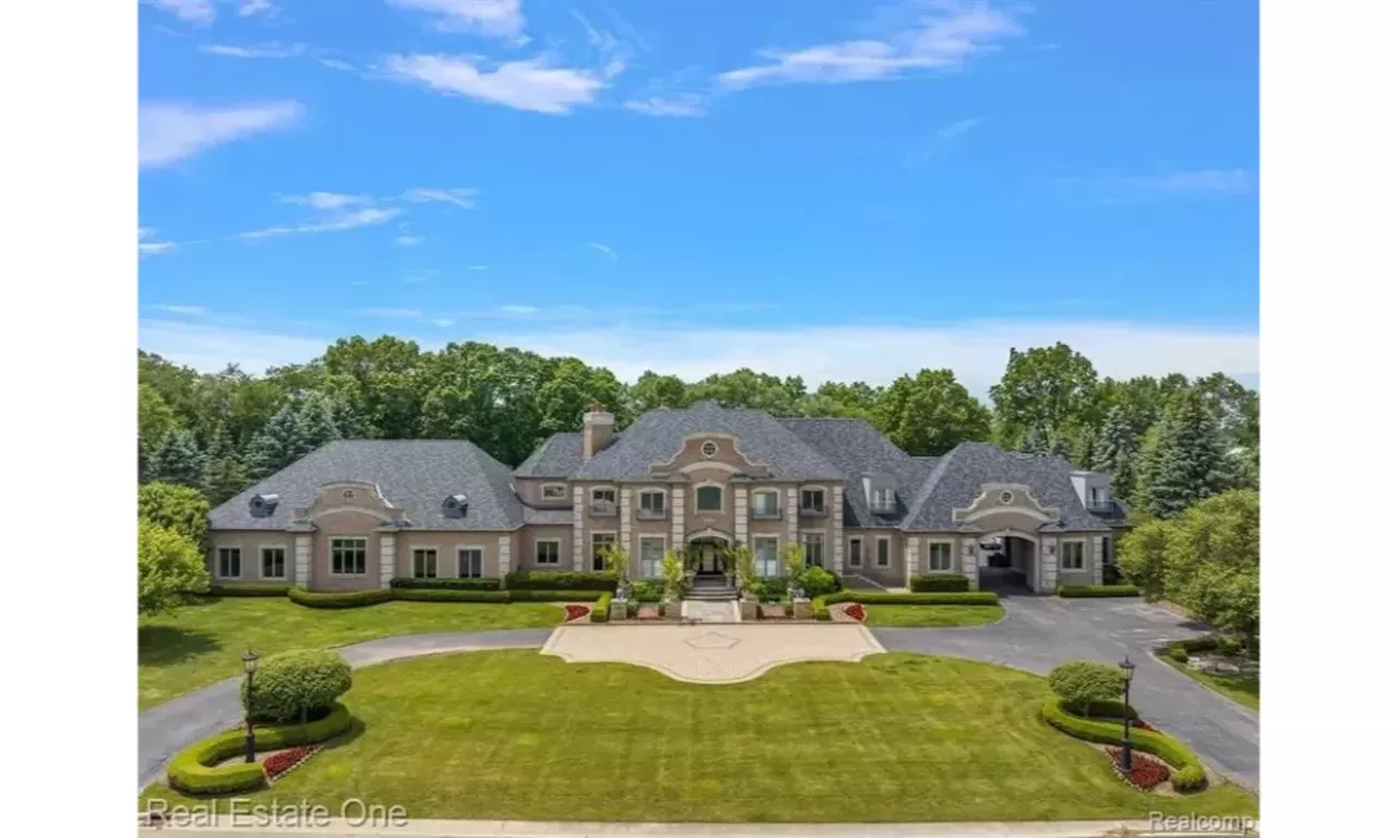 Former Pistons player puts Michigan mansion up for sale — again