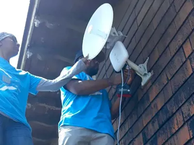 Image: Local nonprofit provides free internet to Detroit residents