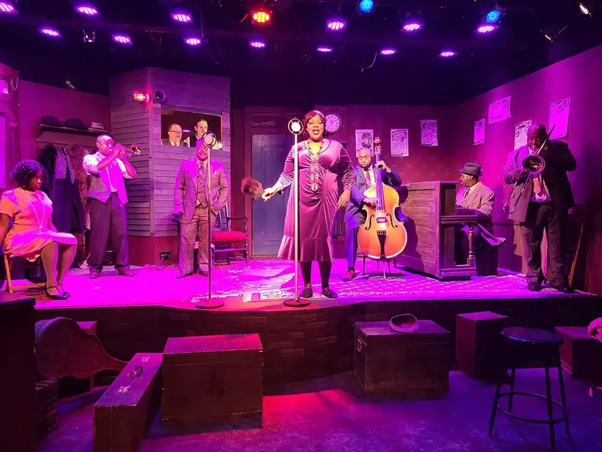 Image: X’ydee Alexander, Evan Lewis Smith, Jeff Nahan, James Herriotte, Matt Hollerbach, Melanie Jones, Will Bryson, T. Pharoah Muhammad, and Antoine McKay in Ma Rainey’s Black Bottom.