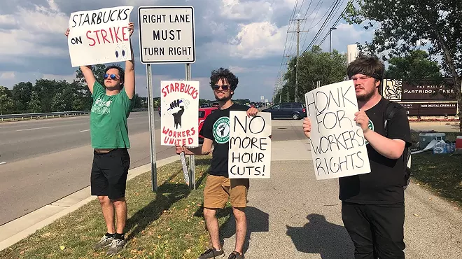 Image: Macomb County Starbucks workers go on strike, say company won’t cooperate with union