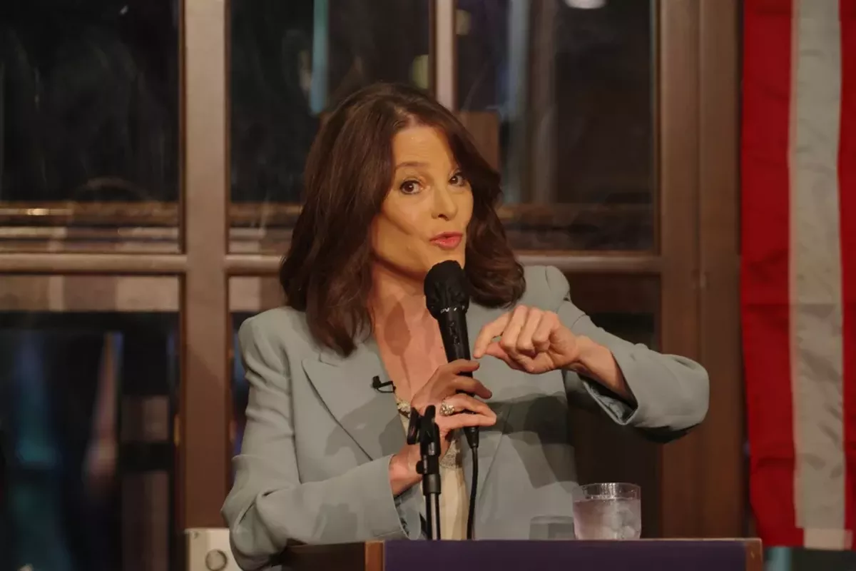 Image: Self-help author Marianne Williamson says she can help America.