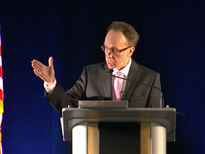 Warren Mayor Jim Fouts.