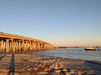 Image: Merritt Island Travel Guide: Beaches, Nature, and History