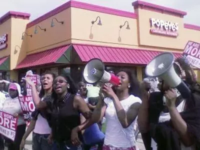 Image: Michigan minimum wage debate continues