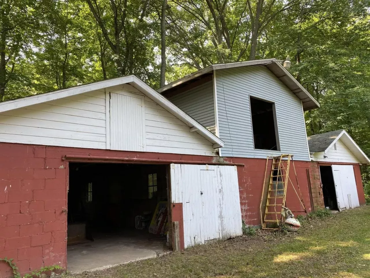 Image: Michigan's abandoned Deer Forest Fun Park is up for auction &#151; let's take a tour