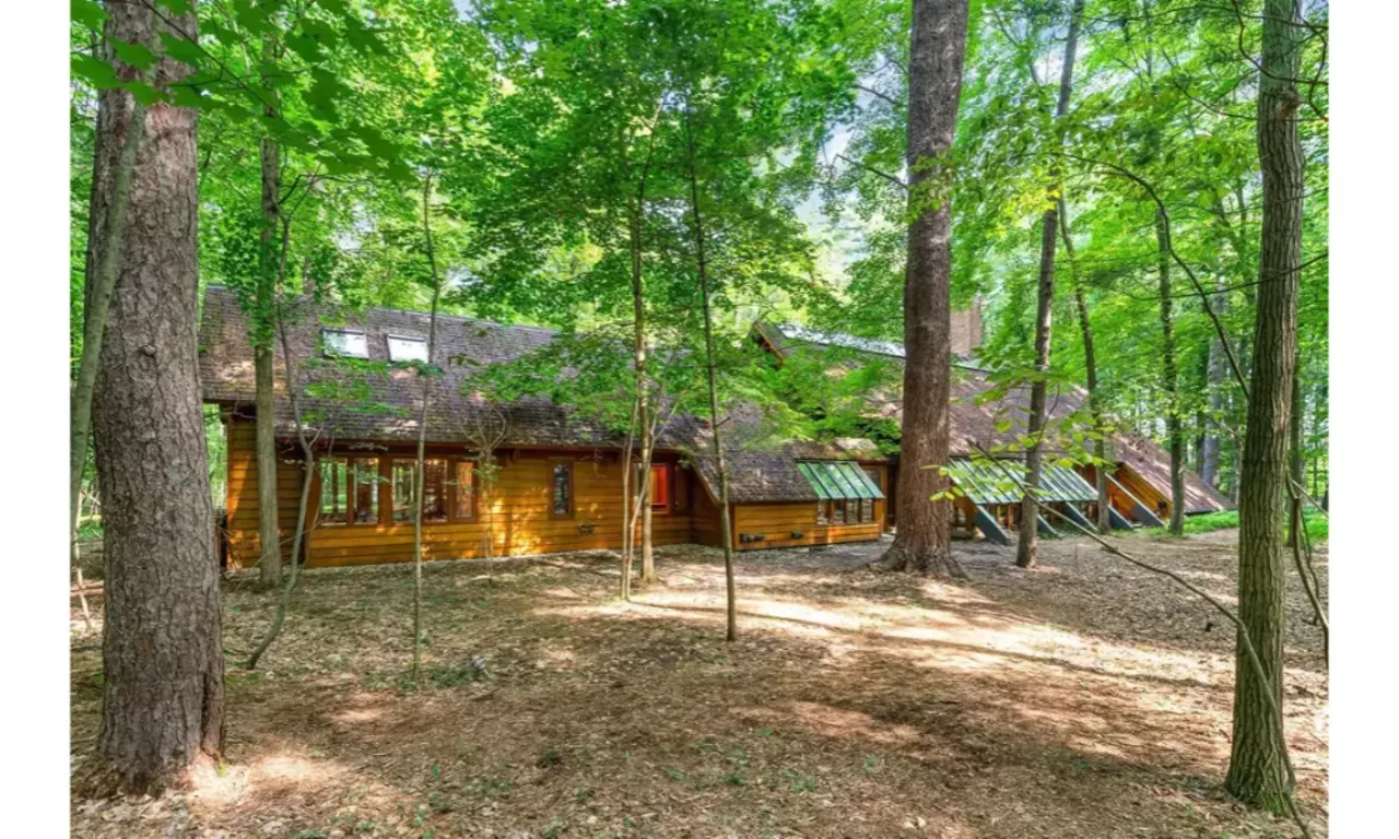 11 Snowfield Ct., Midland, MI 48640