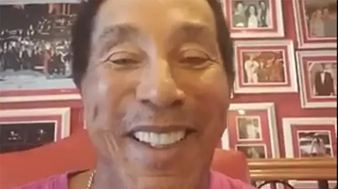 Image: Motown legend Smokey Robinson wildly mispronounces 'Chanukah' in Cameo video