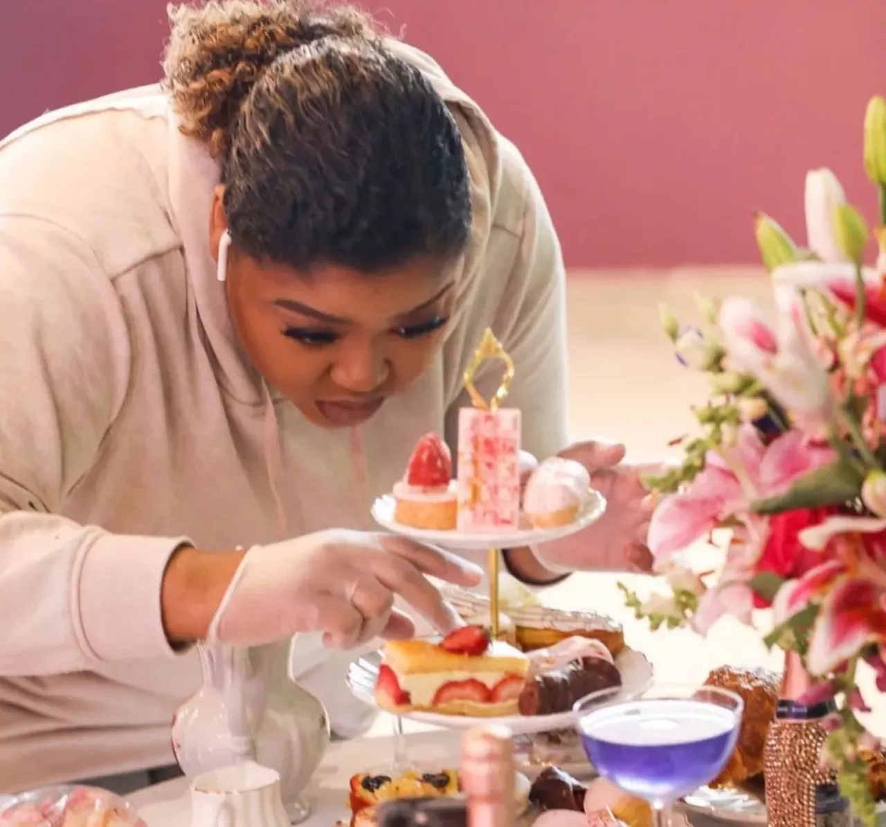 Lily’s and Elise Tea House 19037 Livernois Ave., Detroit; lilysandelise.com Kimberly Elise is getting ready to open Detroit’s only high tea house on the city’s Avenue of Fashion. After signing a lease for the building in February 2020 and facing setbacks due to the COVID-19 pandemic, Elise is apparently finally in a good spot. The tea house is currently hiring for all positions and accepting reservations for events, and a public grand opening is expected to be announced soon. 