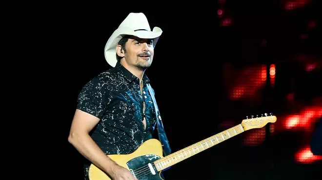 Image: Country music's Brad Paisley to headline virtual concert fundraiser for the Detroit Zoo