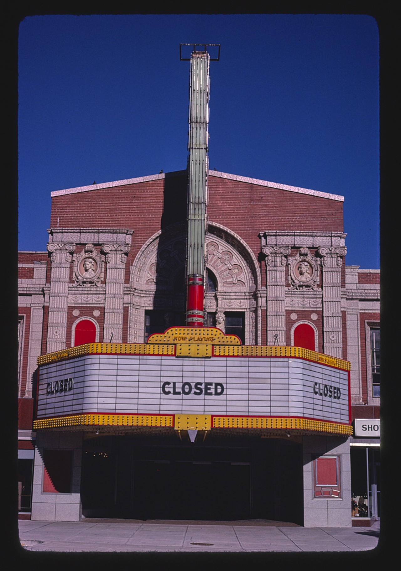 Michigan Theater, Lansing, Michigan (1980)
Photo via John Margolies Roadside America Photograph Archive