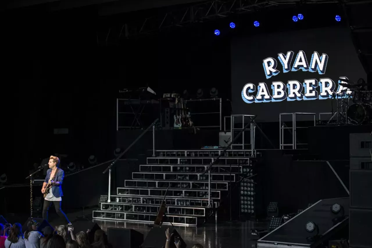 Image: Nostalgia-inducing photos from My2k Tour featuring Dream, Ryan Cabrera, O -Town. 98*