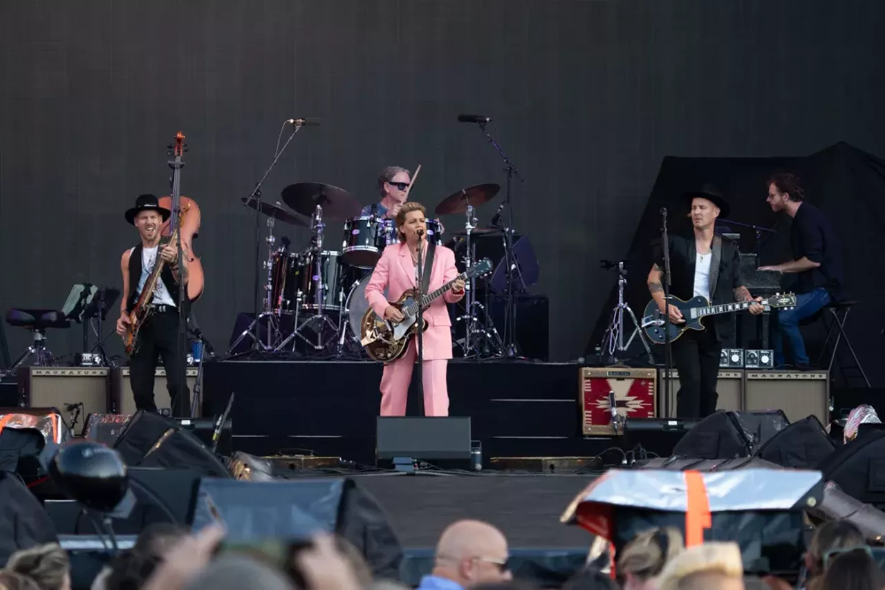 Image: P!nk proves she’s still a rock star, breaking attendance record at Detroit’s Comerica Park