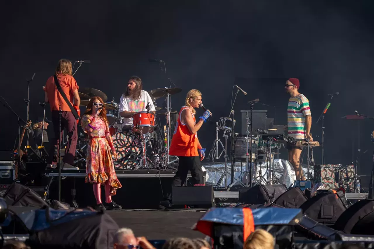 Image: P!nk proves she’s still a rock star, breaking attendance record at Detroit’s Comerica Park