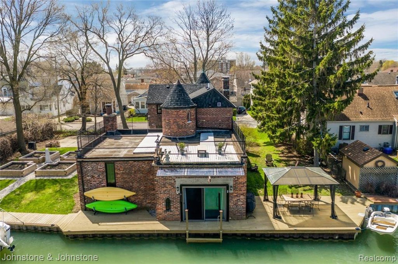 Patti Smith's former St. Clair Shores home is on sale now &#151; let's take a tour