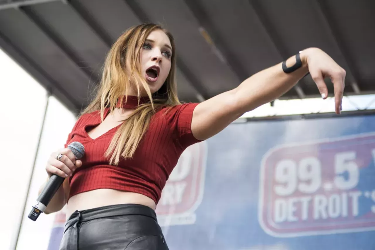 Image: Photos: 99.5 WYCD's Hoedown w/Brad Paisley & Chris Young @ DTE