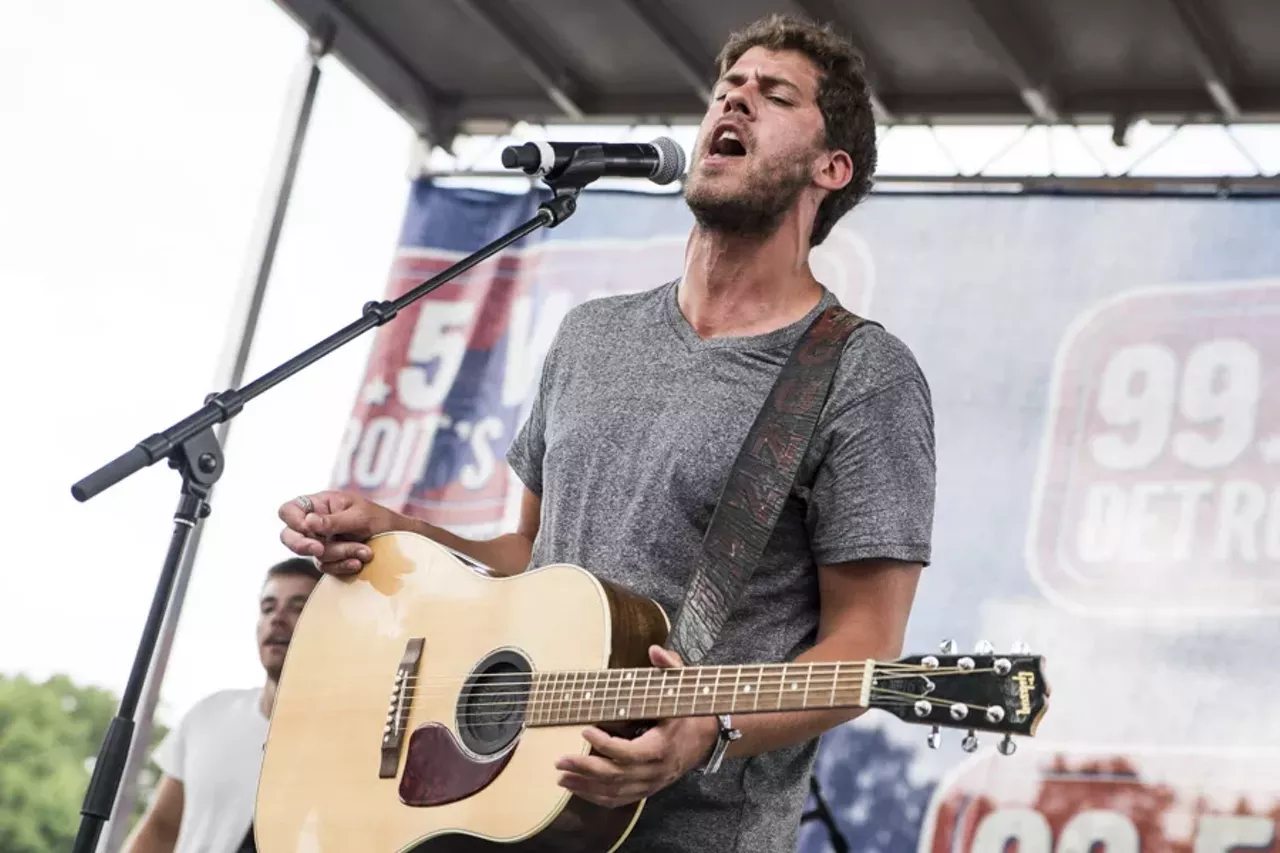 Image: Photos: 99.5 WYCD's Hoedown w/Brad Paisley & Chris Young @ DTE