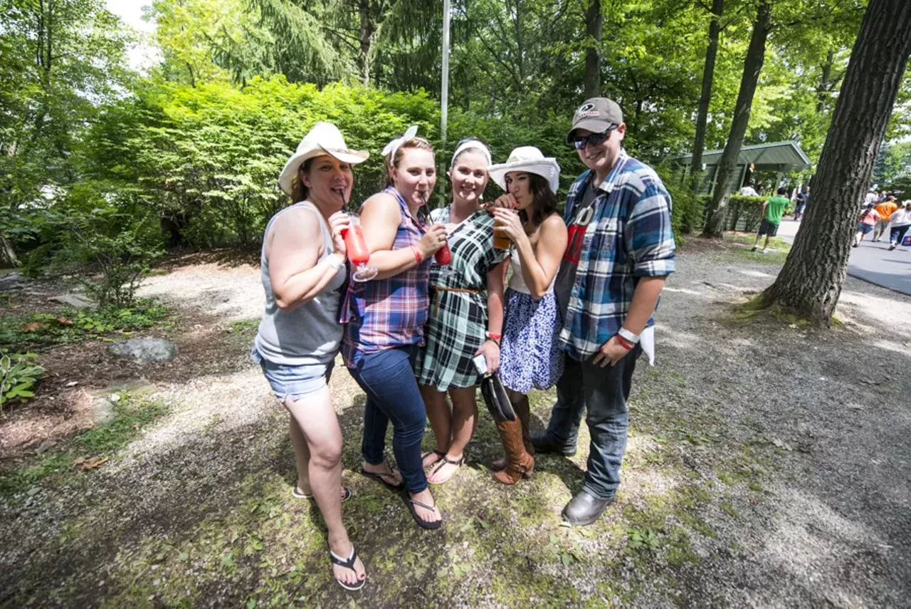 Image: Photos: 99.5 WYCD's Hoedown w/Brad Paisley & Chris Young @ DTE