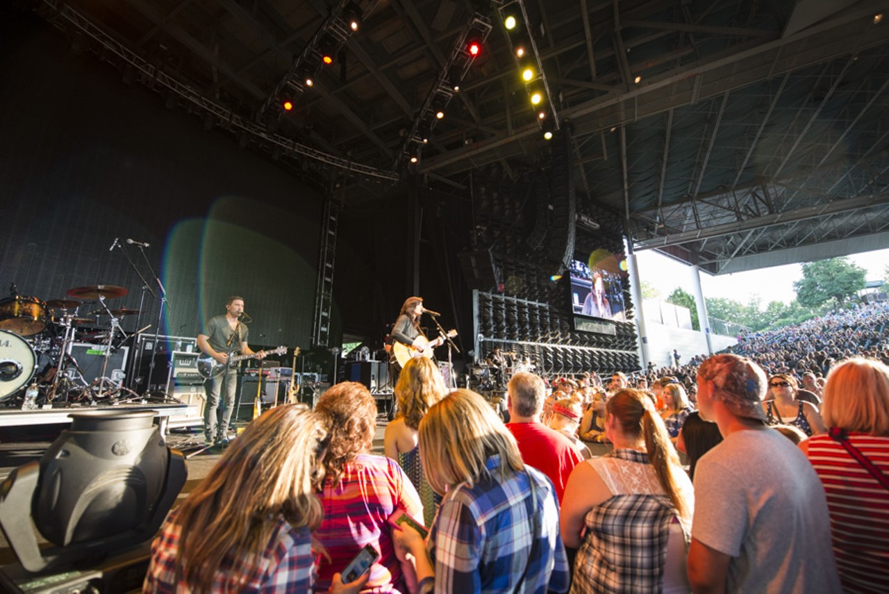 Photos: 99.5 WYCD's Hoedown w/Brad Paisley & Chris Young @ DTE