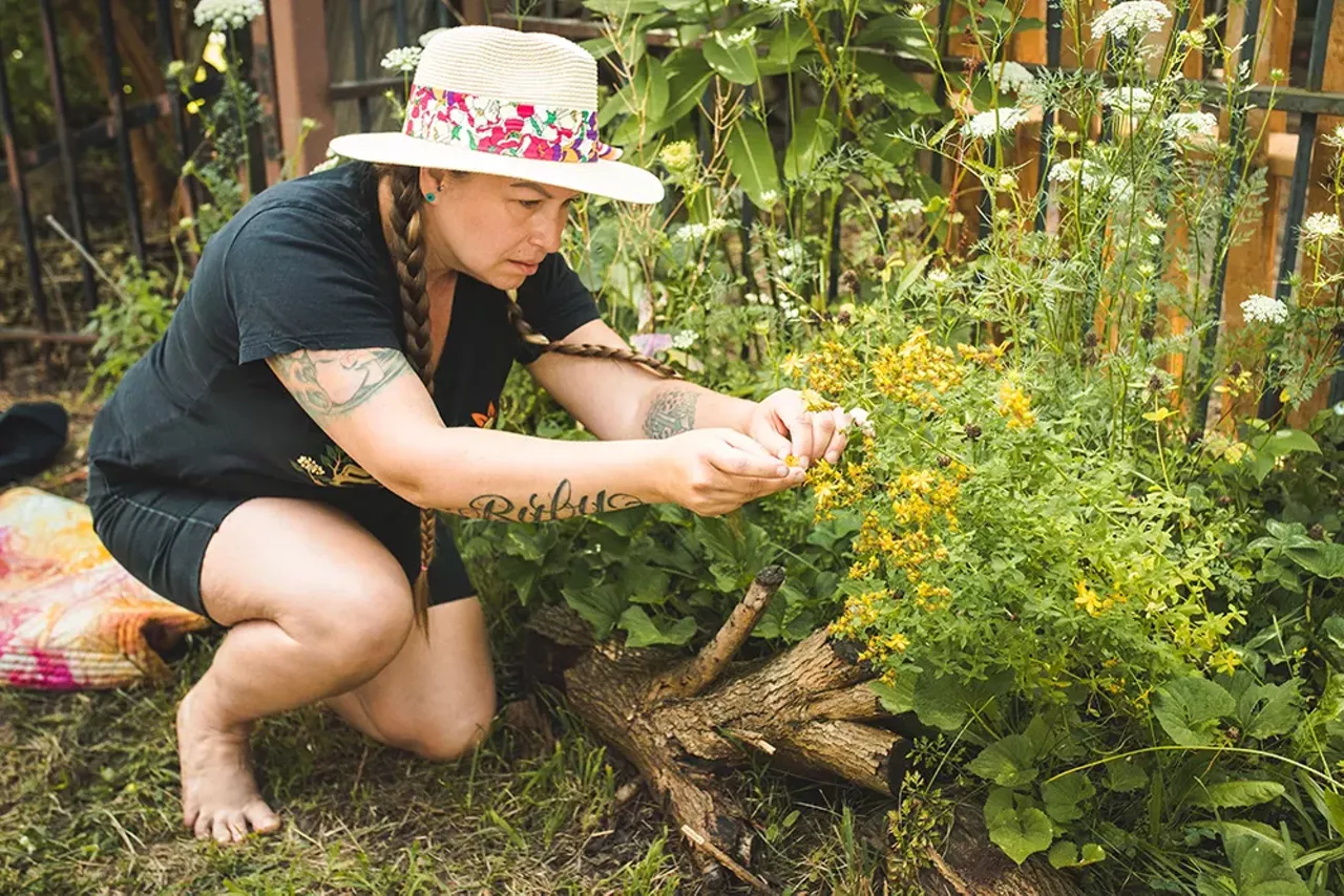 Image: Photos from an‘Herbal Walk &amp; Talk’ tour in Detroit and an herbal medicine class in Hamtramck