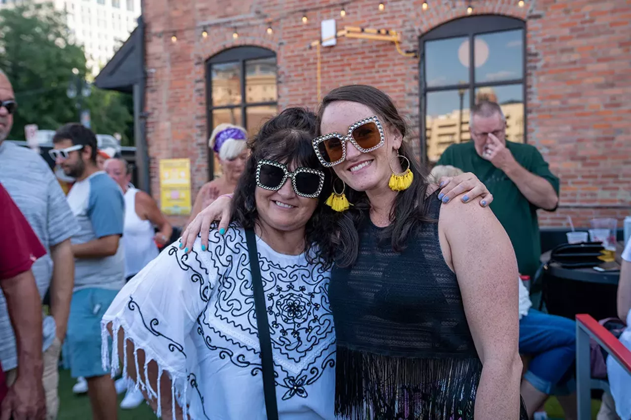 Image: Photos from Elton John’s final performance in Detroit
