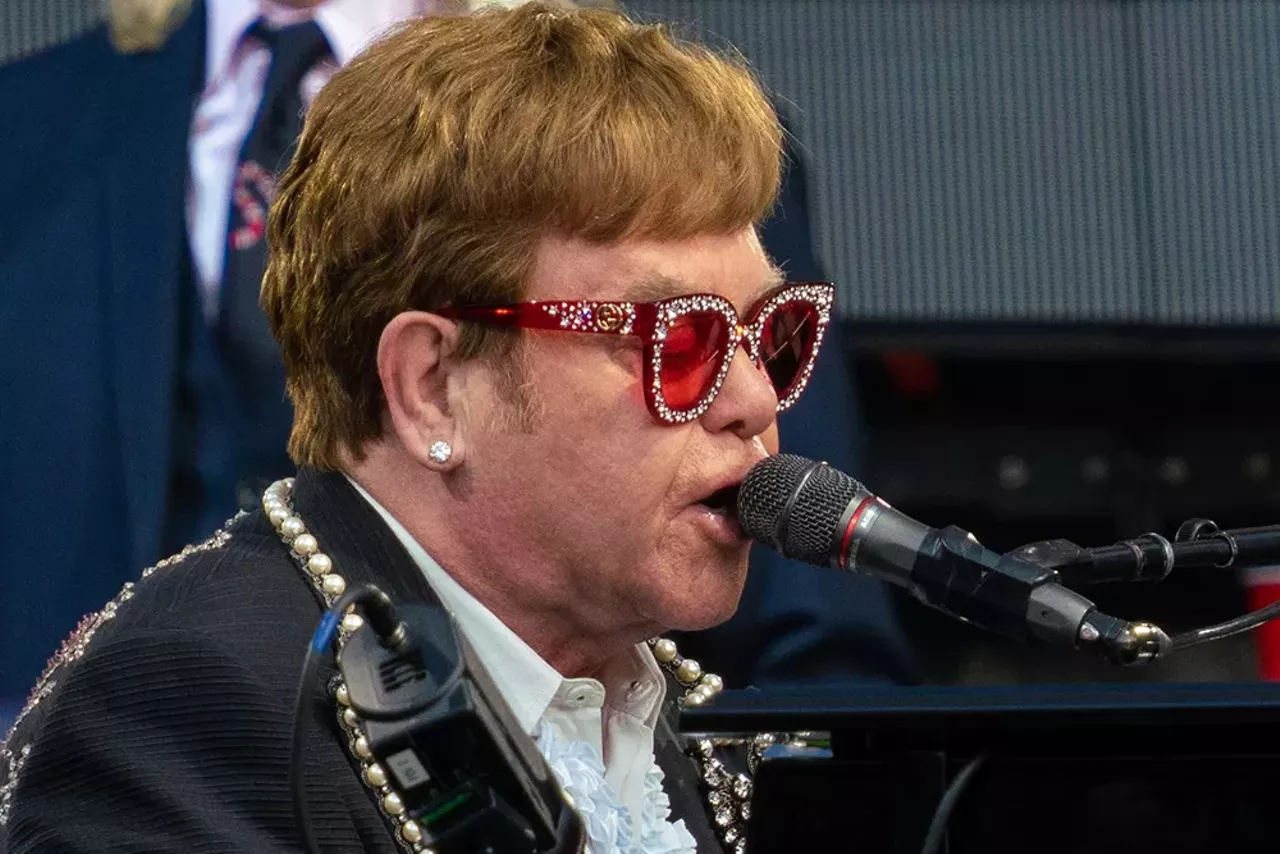 Image: Photos from Elton John’s final performance in Detroit