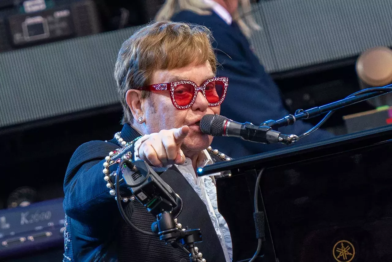Image: Photos from Elton John’s final performance in Detroit