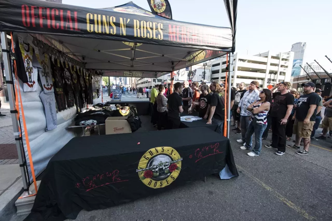 Image: Photos: Guns N' Roses at Ford Field