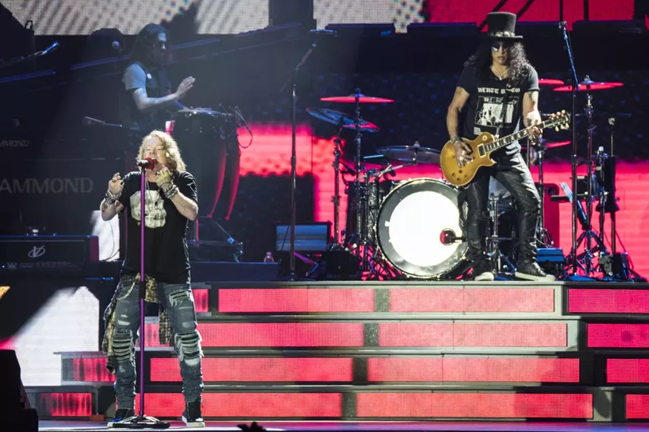 Image: Photos: Guns N' Roses at Ford Field