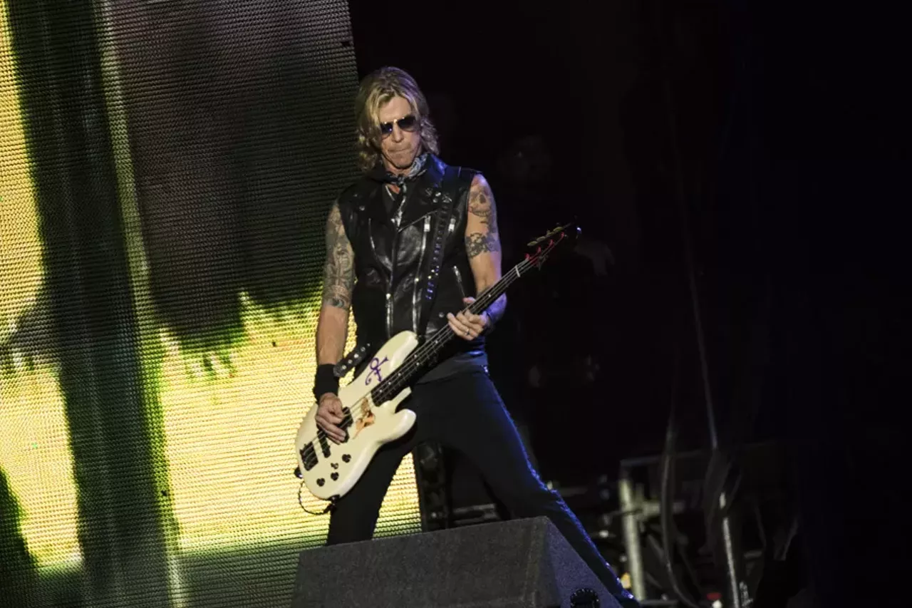 Image: Photos: Guns N' Roses at Ford Field