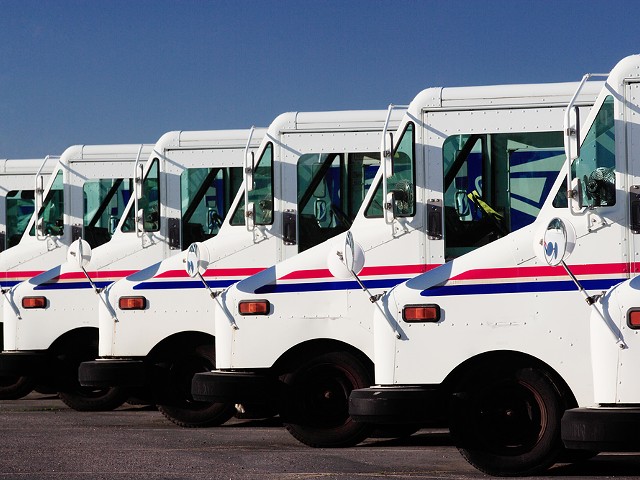USPS wants people to stop mailing vaping products.
