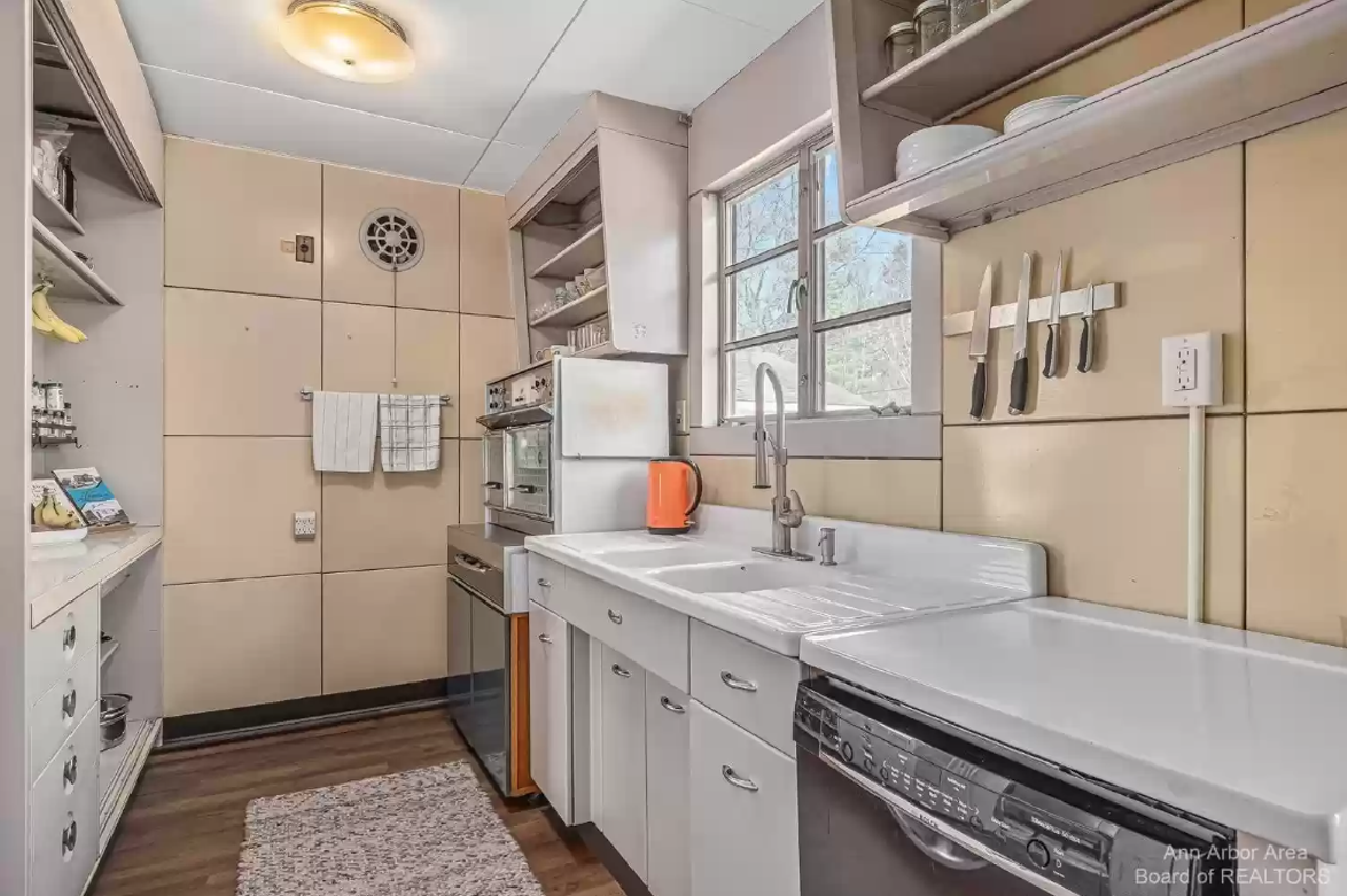 Image: Rare retro Lustron house is for sale in Ann Arbor