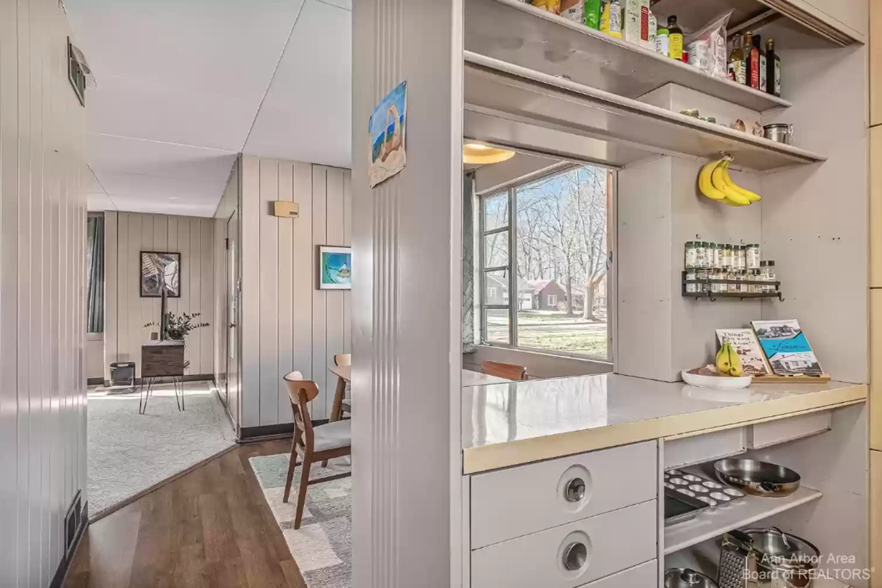 Image: Rare retro Lustron house is for sale in Ann Arbor