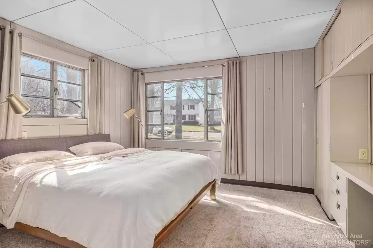 Image: Rare retro Lustron house is for sale in Ann Arbor