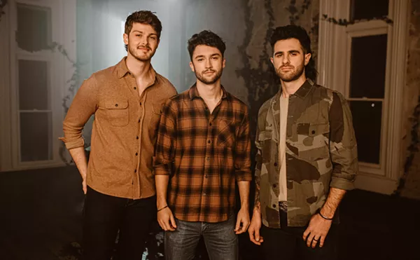 Image: RESTLESS ROAD wsg Sacha